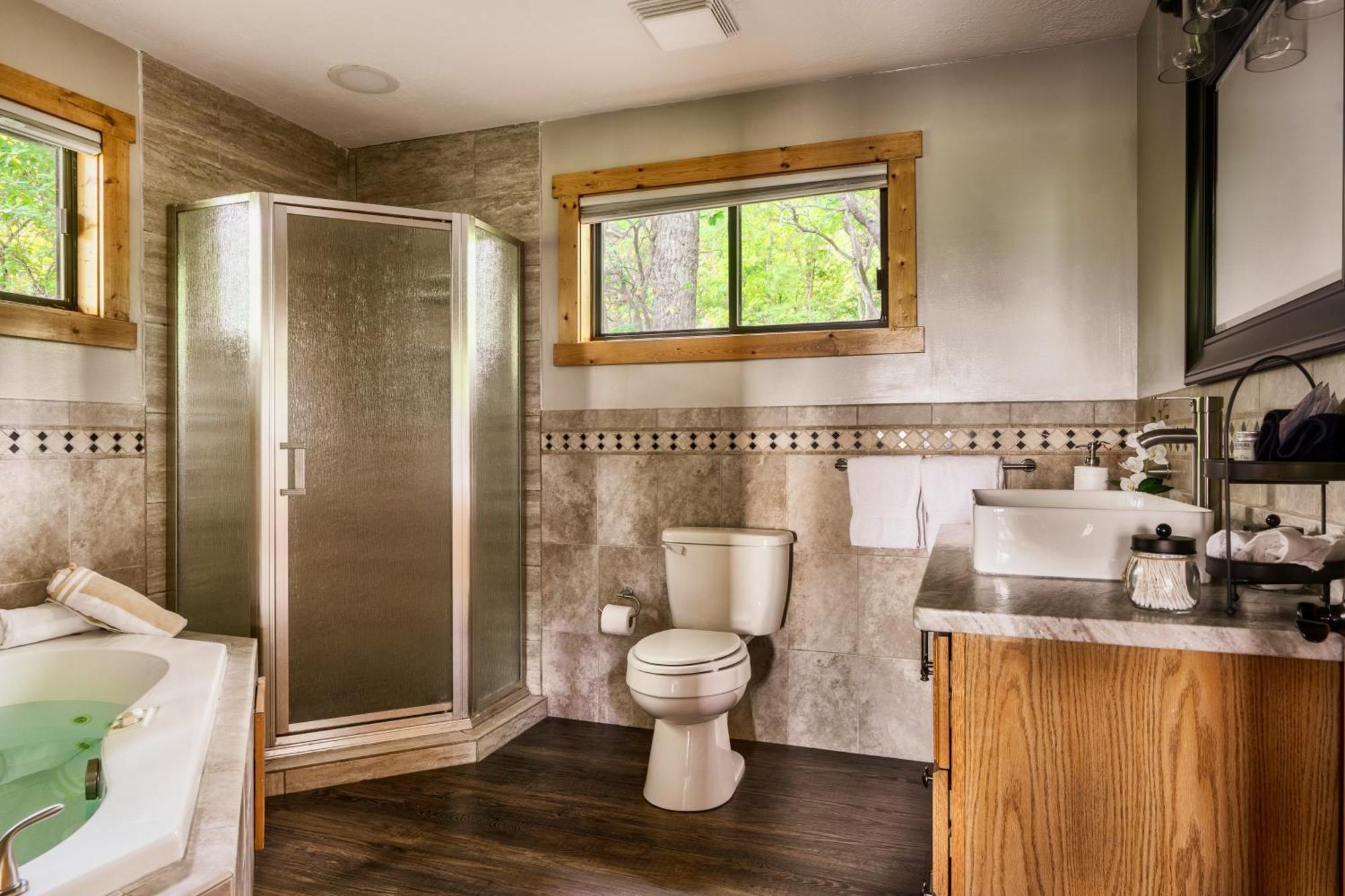 Woodhaven - Private - 3 Suites - Gorgeous Views - 3 Pools - Gamerm - Hottub - Lots Of Bears Gatlinburg Exteriér fotografie