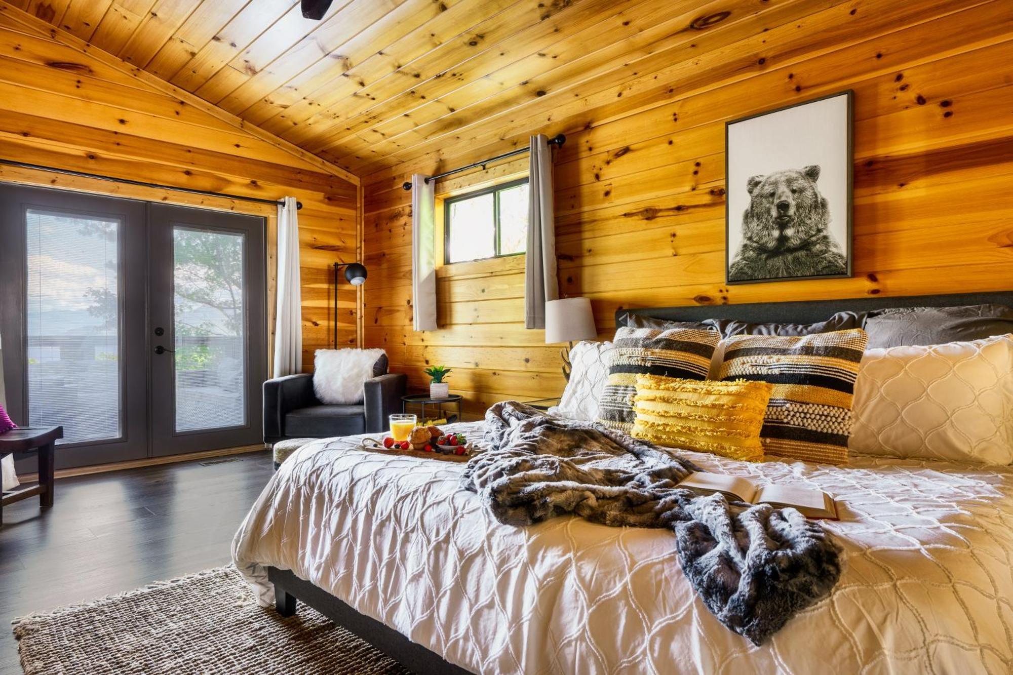 Woodhaven - Private - 3 Suites - Gorgeous Views - 3 Pools - Gamerm - Hottub - Lots Of Bears Gatlinburg Exteriér fotografie