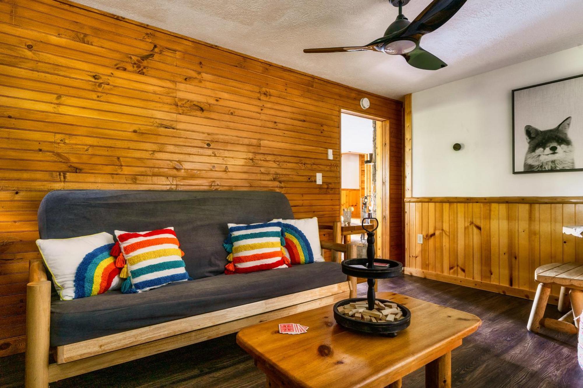 Woodhaven - Private - 3 Suites - Gorgeous Views - 3 Pools - Gamerm - Hottub - Lots Of Bears Gatlinburg Exteriér fotografie