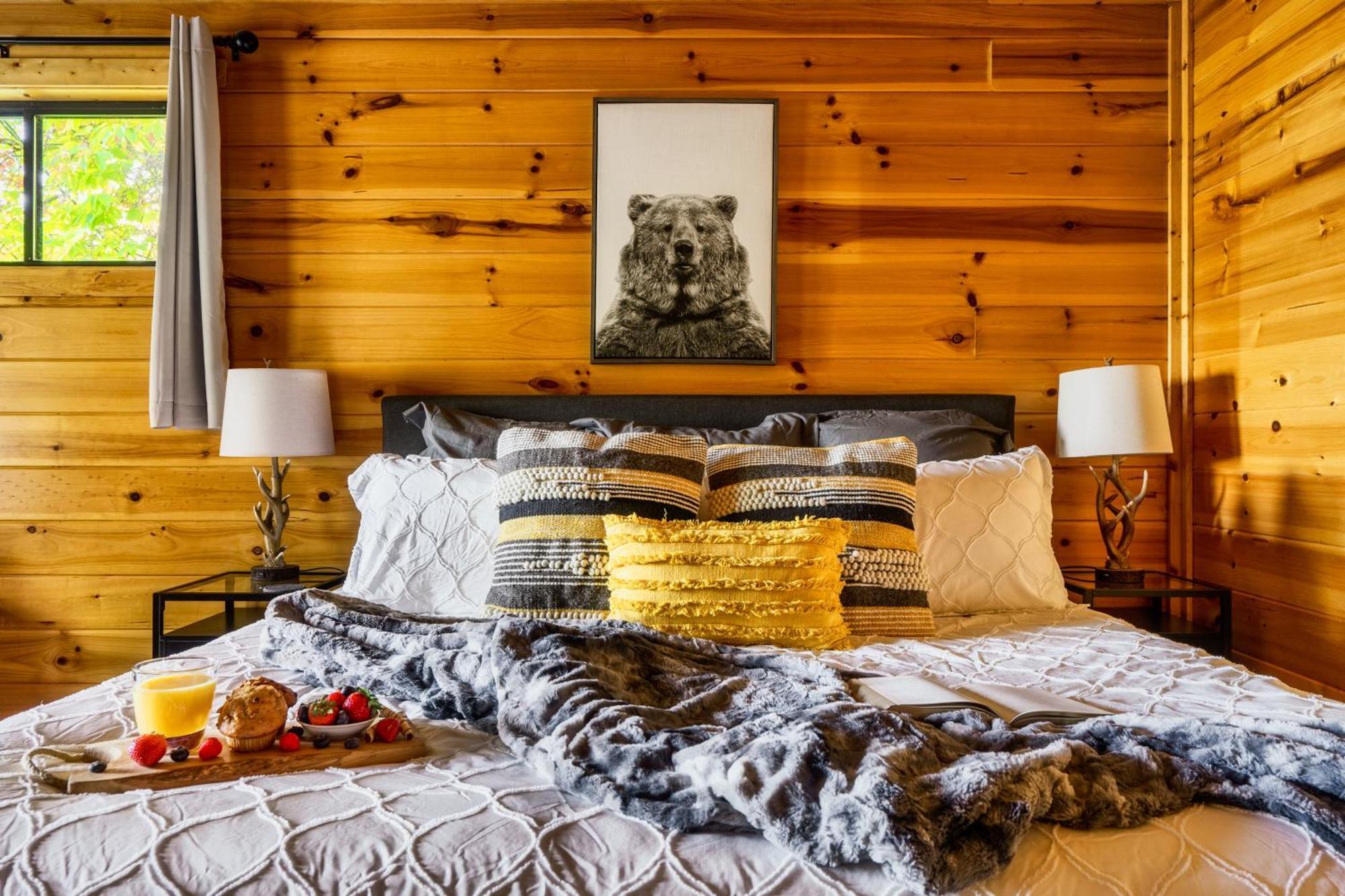 Woodhaven - Private - 3 Suites - Gorgeous Views - 3 Pools - Gamerm - Hottub - Lots Of Bears Gatlinburg Exteriér fotografie