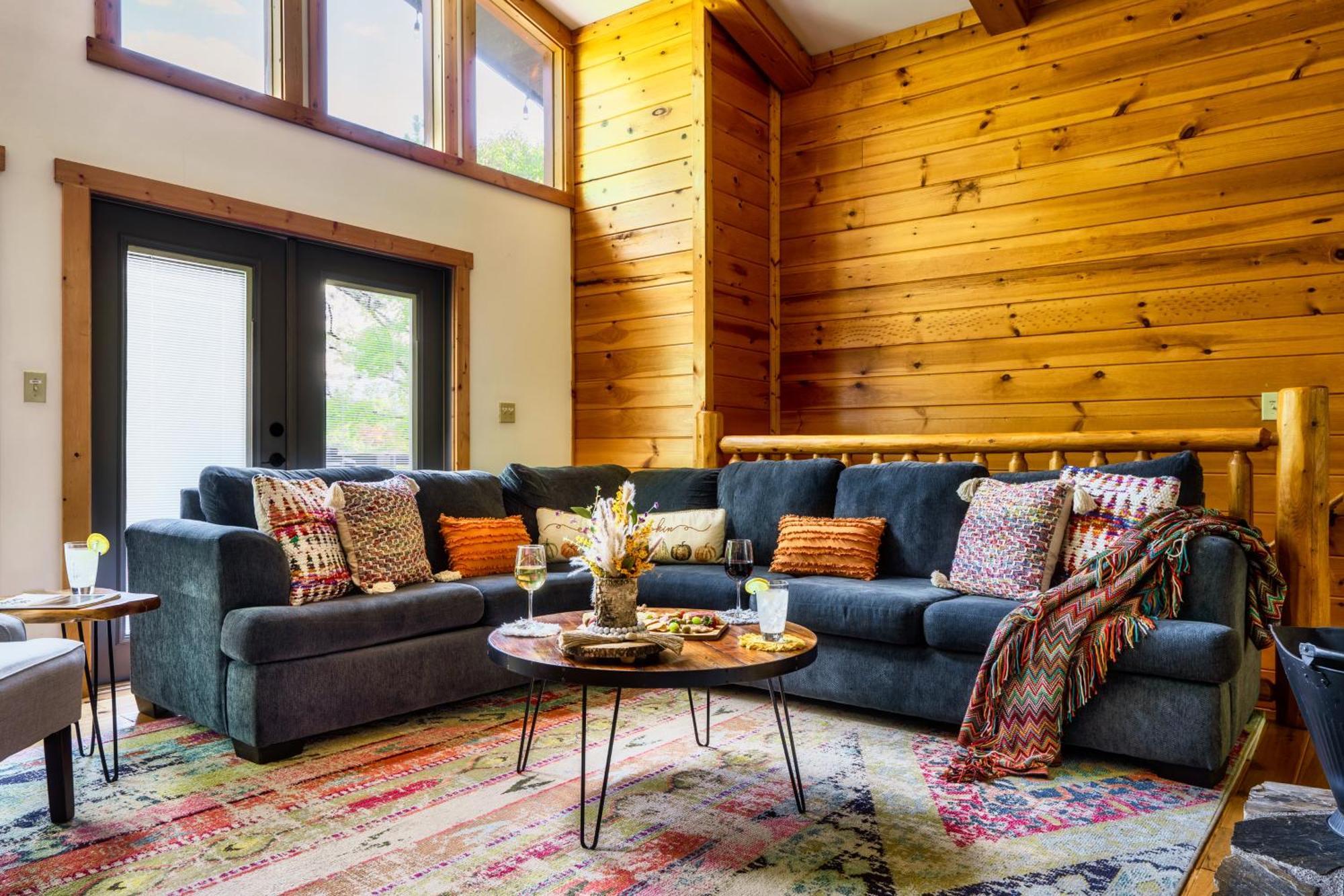 Woodhaven - Private - 3 Suites - Gorgeous Views - 3 Pools - Gamerm - Hottub - Lots Of Bears Gatlinburg Exteriér fotografie
